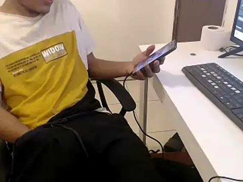 Snapshot of nyxsex chatting on October 13, 2025, 6:08 pm nyxsex online show from October 13, 2025, 6:08 pm