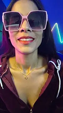 royeoy22 online show from January 11, 2026, 8:08 am