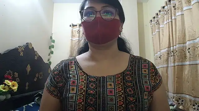 Elena cruz5 online show from March 15, 2026, 8:15 pm