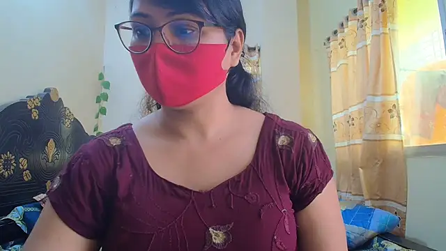 Elena cruz5 online show from March 26, 2026, 7:14 am