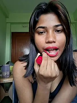  sexy-queen online show from November 18, 2025, 7:02 am