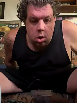 Snapshot of Stephanie1984 chatting on October 19, 2025, 1:12 pm Stephanie1984 online show from October 19, 2025, 1:12 pm