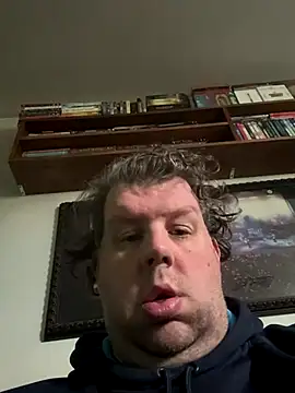 Snapshot of Stephanie1984 chatting on November 11, 2025, 5:02 pm Stephanie1984 online show from November 11, 2025, 5:02 pm