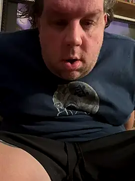 Snapshot of Stephanie1984 chatting on November 12, 2025, 5:13 pm Stephanie1984 online show from November 12, 2025, 5:13 pm