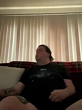 Snapshot of Stephanie1984 chatting on November 15, 2025, 12:45 pm Stephanie1984 online show from November 15, 2025, 12:45 pm