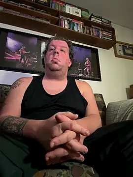 Snapshot of Stephanie1984 chatting on November 19, 2025, 12:54 am Stephanie1984 online show from November 19, 2025, 12:54 am