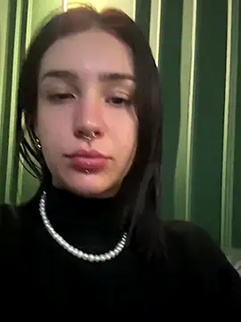 VampyScarlet online show from October 2, 2025, 4:19 am