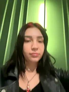 VampyScarlet online show from October 17, 2025, 4:15 am