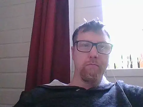 Snapshot of willzchen12 chatting on November 1, 2025, 3:47 pm willzchen12 online show from November 1, 2025, 3:47 pm