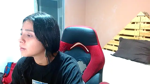 gracewoe online show from October 7, 2025, 3:36 am