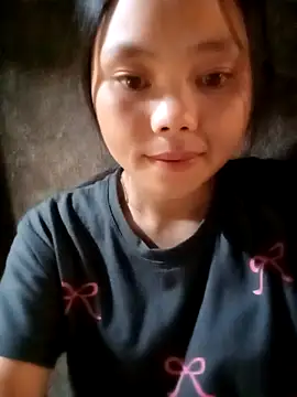 omiu-baby online show from September 18, 2025, 6:26 am