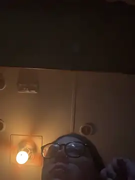 Snapshot of adventuresinsky chatting on October 9, 2025, 7:17 am adventuresinsky online show from October 9, 2025, 7:17 am