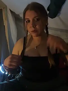 Snapshot of adventuresinsky chatting on November 8, 2025, 4:56 am adventuresinsky online show from November 8, 2025, 4:56 am