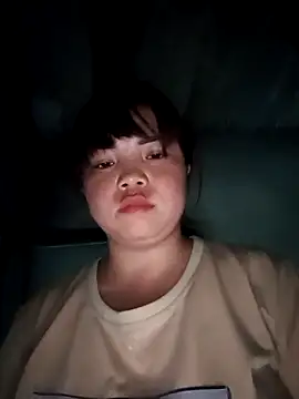 AnHa19 online show from April 5, 2026, 11:24 pm