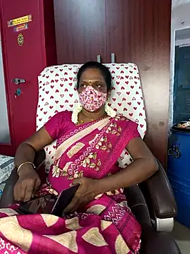 umashreetamil online show from April 18, 2026, 3:43 am