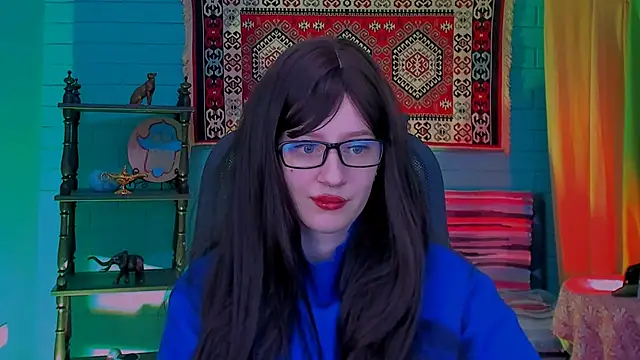 AliceWelch  online show from October 11, 2025, 8:13 am