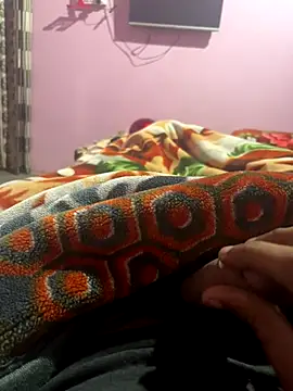 Snapshot of Reetahr31 chatting on December 4, 2025, 3:32 pm Reetahr31 online show from December 4, 2025, 3:32 pm