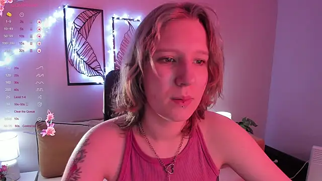 Hailey Foxy online show from November 26, 2025, 8:59 am