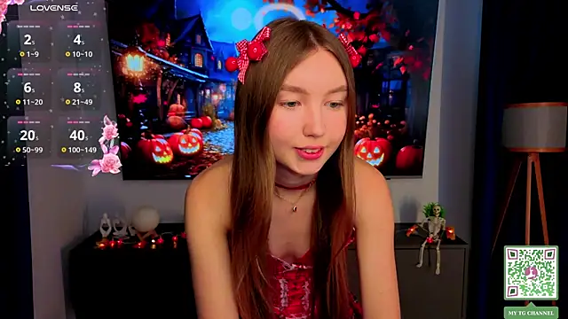 Snapshot of ElfredaTupy chatting on October 28, 2025, 6:39 am ElfredaTupy online show from October 28, 2025, 6:39 am