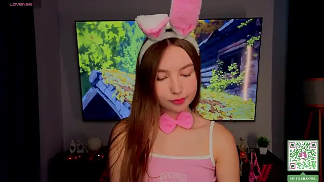 Snapshot of ElfredaTupy chatting on October 29, 2025, 6:04 am ElfredaTupy online show from October 29, 2025, 6:04 am