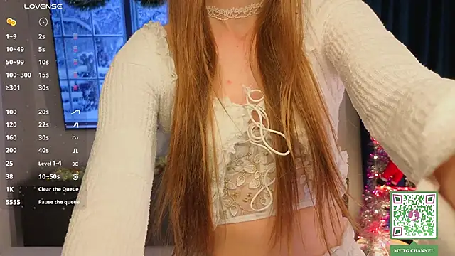 Snapshot of ElfredaTupy chatting on December 2, 2025, 7:42 pm ElfredaTupy online show from December 2, 2025, 7:42 pm