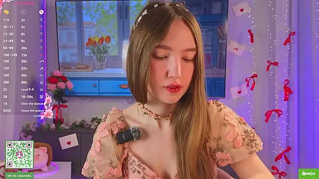 ElfredaTupy online show from March 17, 2026, 8:34 pm