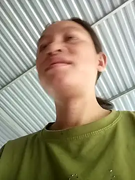 simi-lucy online show from September 21, 2025, 1:18 am