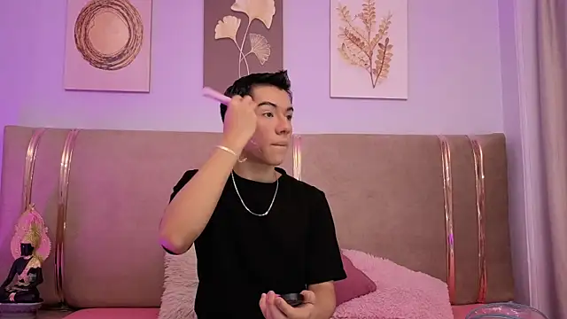 Jessyy Mateus online show from September 25, 2025, 3:54 am