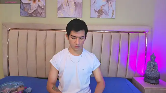 Jessyy Mateus online show from October 12, 2025, 4:33 am