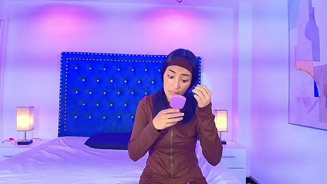 Damian and roxanne online show from March 9, 2026, 12:42 pm