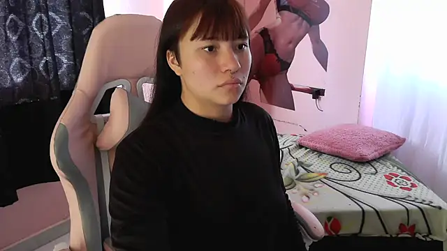 Snapshot of Zulema_R1 chatting on February 10, 2026, 2:32 pm Zulema R1 online show from February 10, 2026, 2:32 pm