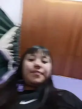 Zulema R1 online show from July 16, 2026, 11:33 pm