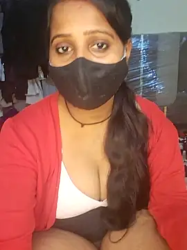 Snapshot of Minu_love chatting on February 28, 2026, 6:36 am Minu love online show from February 28, 2026, 6:36 am