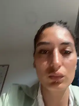 Scarlett 12 online show from March 20, 2026, 1:49 pm