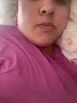 bruna438 online show from October 13, 2025, 1:22 pm