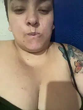 bruna438 online show from March 25, 2026, 10:32 am