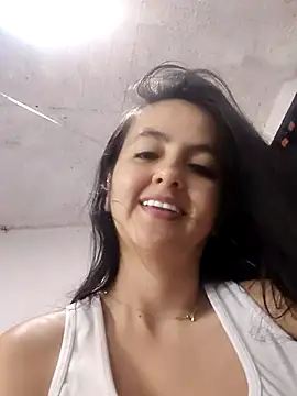 Snapshot of salo-rousee chatting on October 21, 2025, 7:58 pm salo-rousee online show from October 21, 2025, 7:58 pm