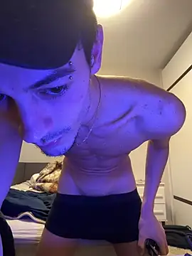 Snapshot of Aaron_nextdor chatting on October 5, 2025, 1:15 am Aaron nextdor online show from October 5, 2025, 1:15 am