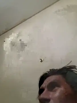 Lavz1995 online show from February 3, 2026, 5:49 am