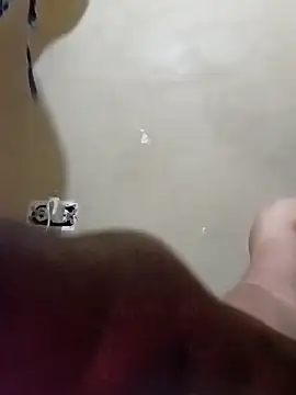 Lavz1995 online show from February 26, 2026, 6:34 am