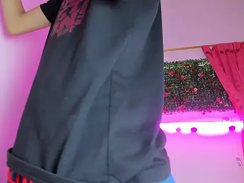 Snapshot of dylan_202520_ chatting on October 9, 2025, 11:41 am dylan 202520 online show from October 9, 2025, 11:41 am