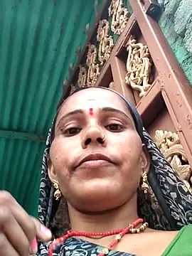 Pooja750 online show from October 22, 2025, 11:43 am