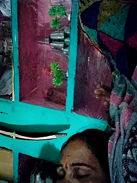 Pooja750 online show from October 30, 2025, 8:49 am