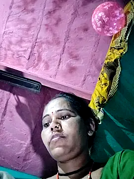 Pooja750 online show from March 3, 2026, 8:04 pm