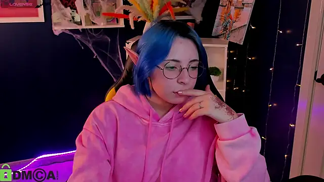 Penny Stanley online show from October 30, 2025, 1:40 am