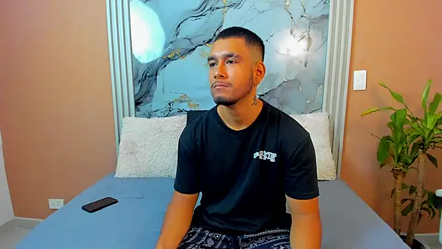  online show from October 26, 2025, 2:01 pm