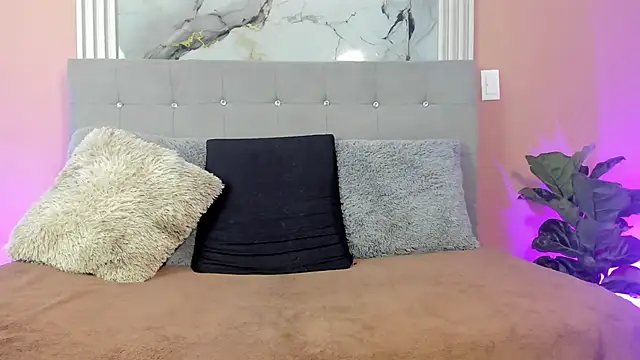  online show from April 22, 2026, 12:07 pm