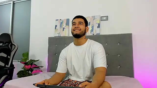  online show from June 11, 2026, 12:14 pm