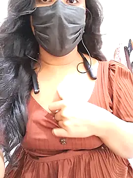 BeautyGirl sara online show from November 9, 2025, 6:33 am