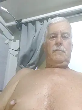 Snapshot of slaveman4you chatting on September 13, 2025, 12:54 am slaveman4you online show from September 13, 2025, 12:54 am